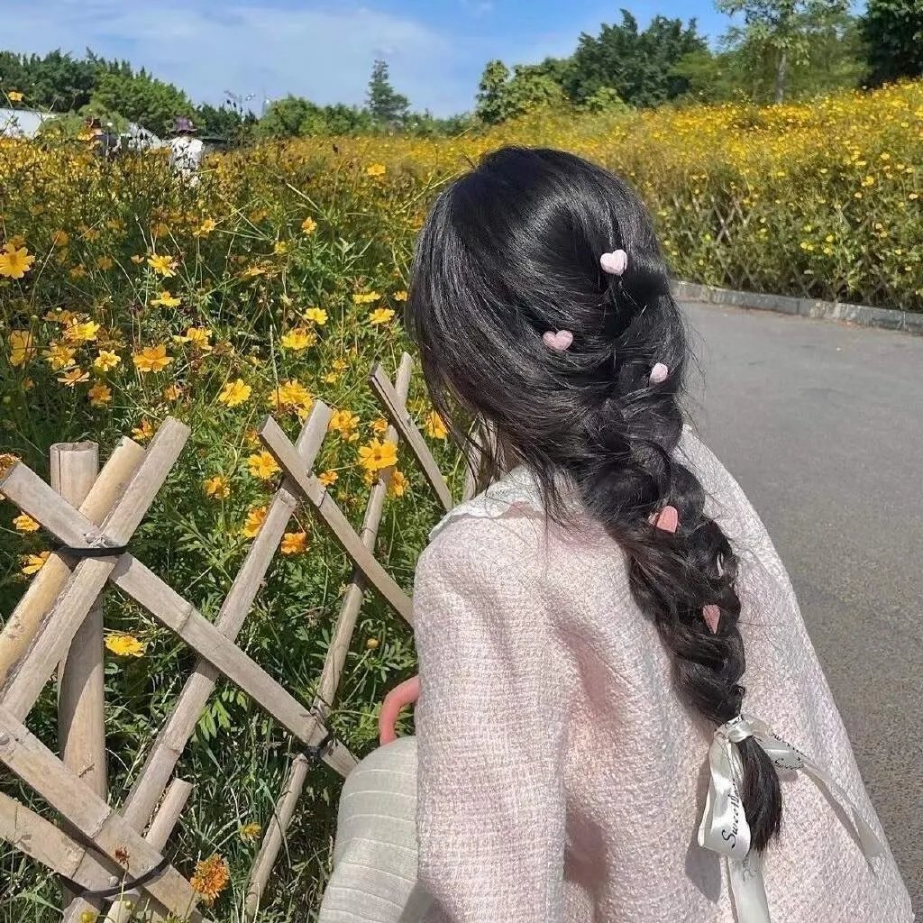 春潮烂漫海棠红